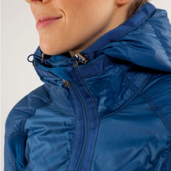 Lululemon Bundle Up Jacket - Picture 10 of 16